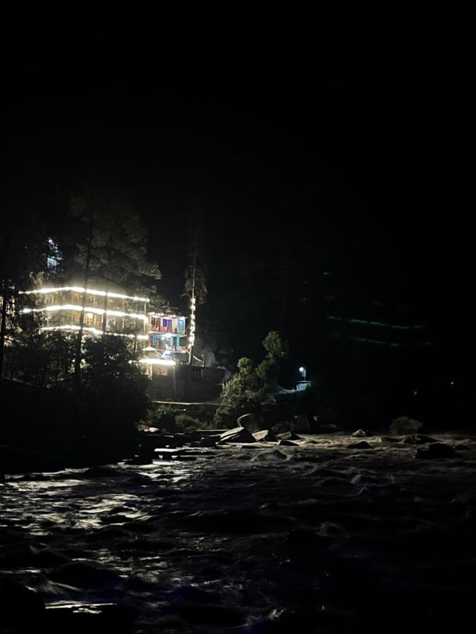 Wabi Sabi Riverside Hostel 카솔 외부 사진