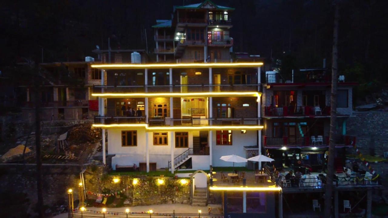 Wabi Sabi Riverside Hostel 카솔 외부 사진
