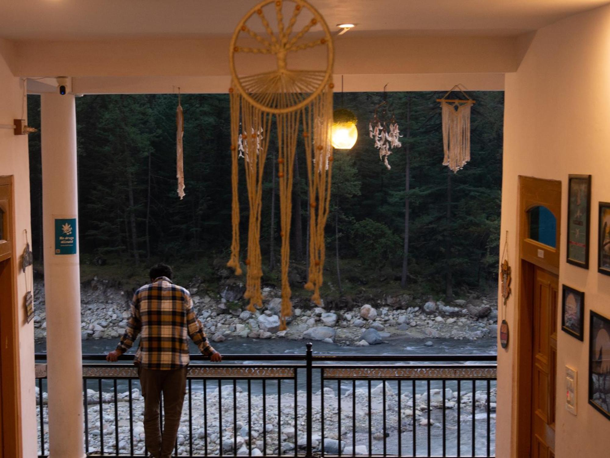 Wabi Sabi Riverside Hostel 카솔 외부 사진
